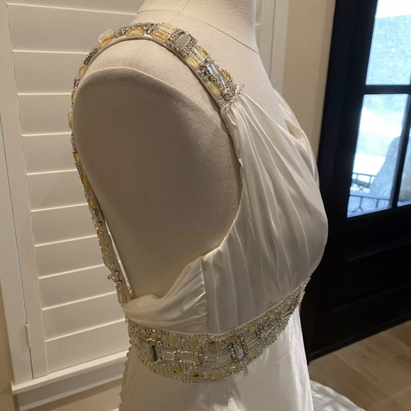 Maggie Sottero Wedding Dress Beaded Open Back V-neck Ivory Train Ballgown 8 - Picture 5 of 14